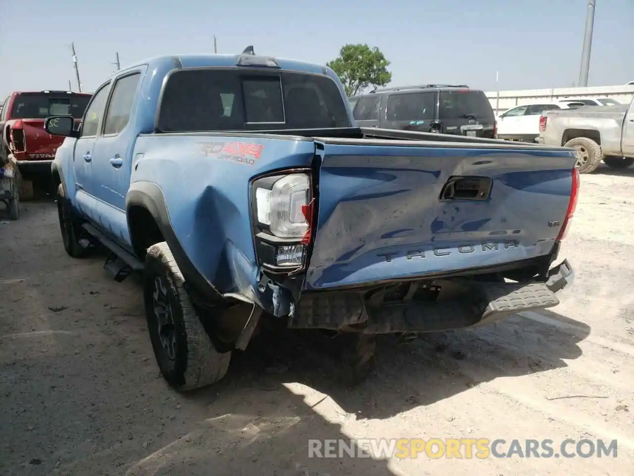 3 Photograph of a damaged car 3TMCZ5AN0KM272817 TOYOTA TACOMA 2019