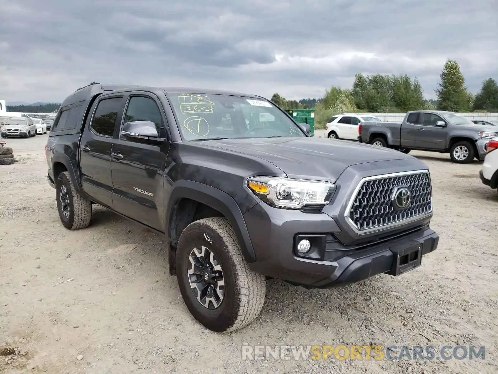 1 Photograph of a damaged car 3TMCZ5AN0KM275989 TOYOTA TACOMA 2019