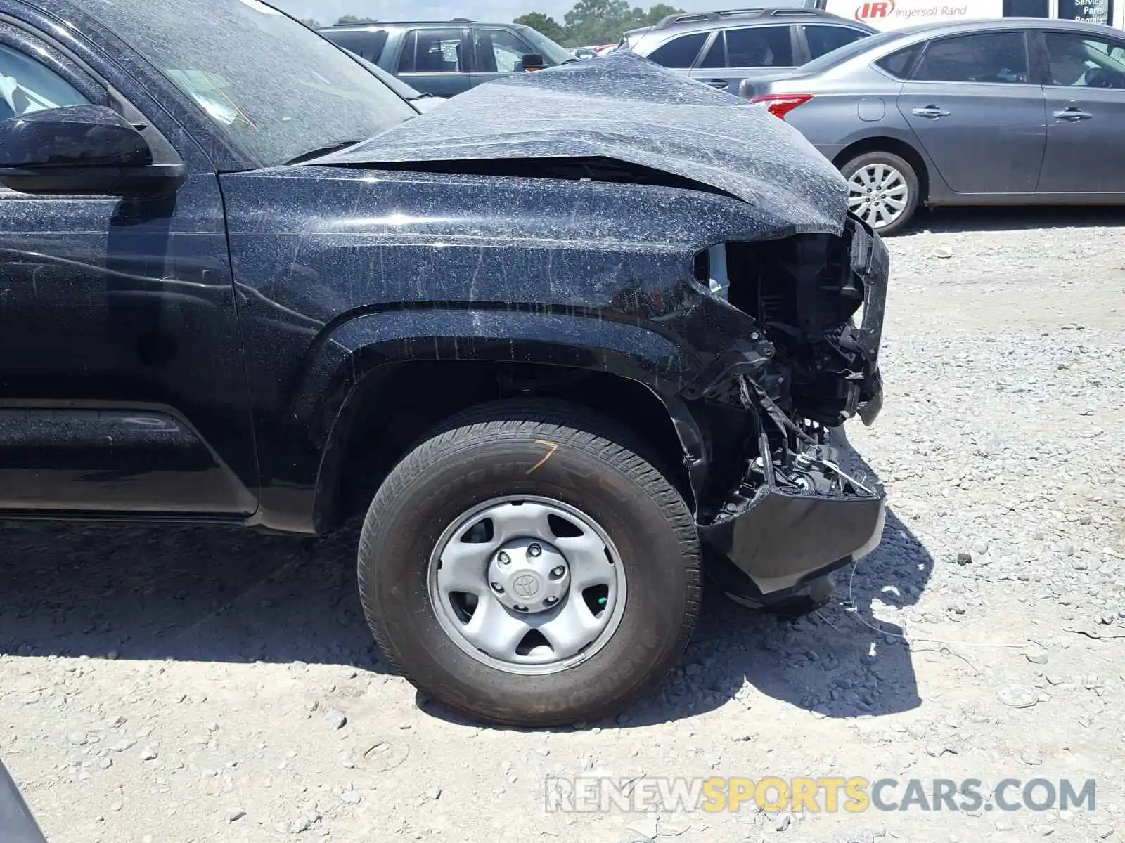 9 Photograph of a damaged car 3TMCZ5AN0KM279640 TOYOTA TACOMA 2019