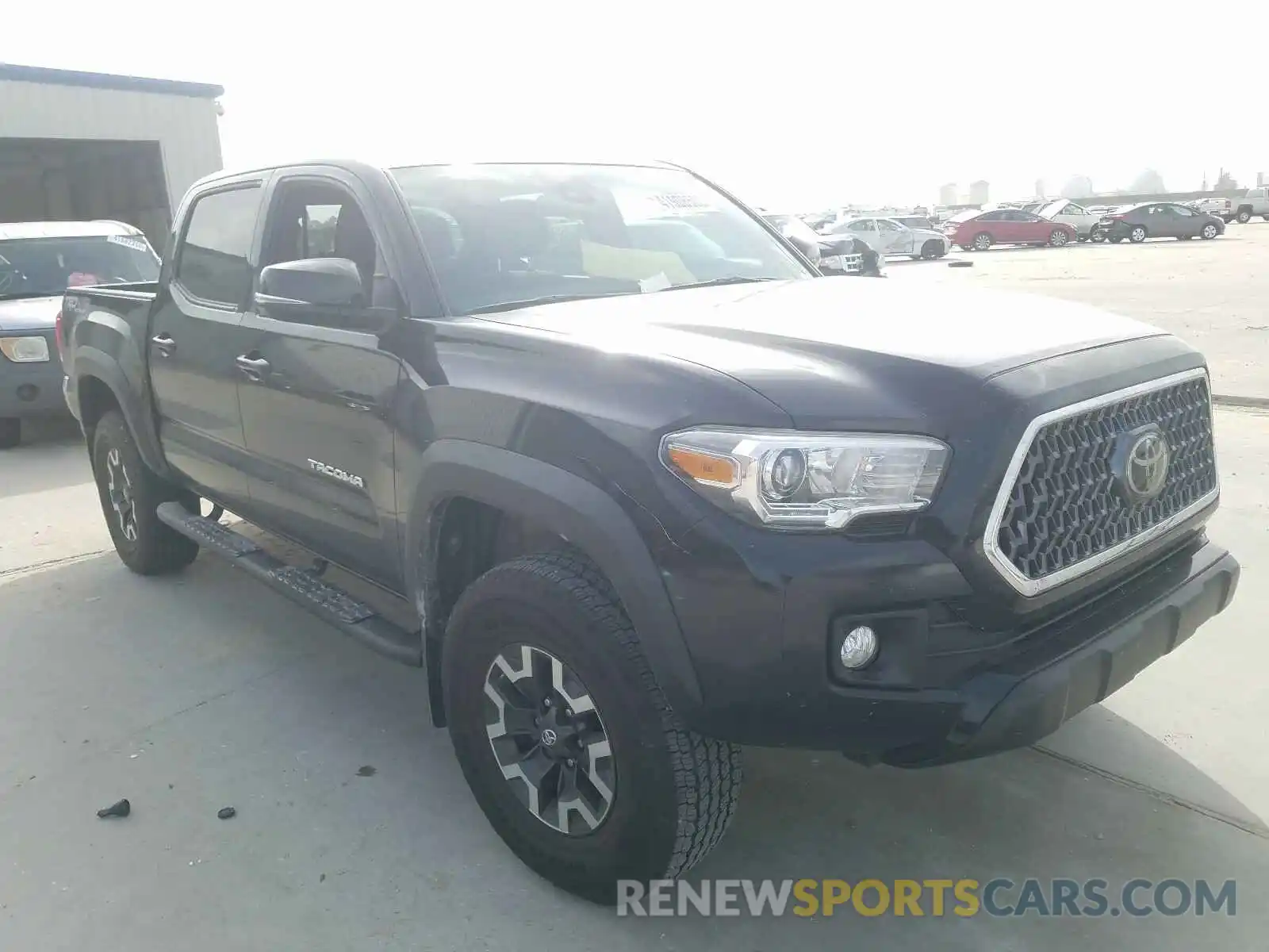 1 Photograph of a damaged car 3TMCZ5AN0KM279752 TOYOTA TACOMA 2019