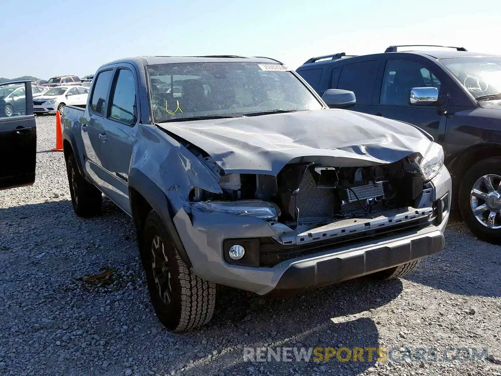 1 Photograph of a damaged car 3TMCZ5AN0KM283087 TOYOTA TACOMA 2019