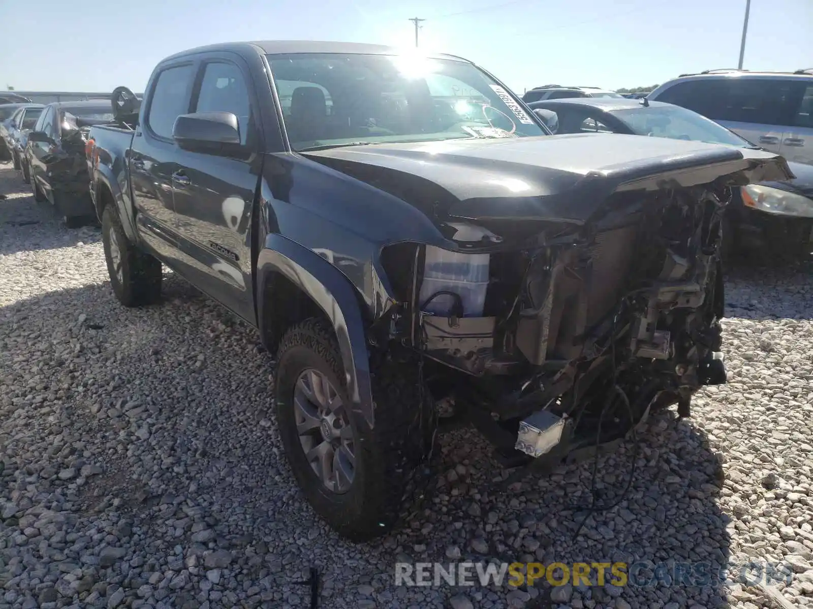 1 Photograph of a damaged car 3TMCZ5AN0KM286538 TOYOTA TACOMA 2019