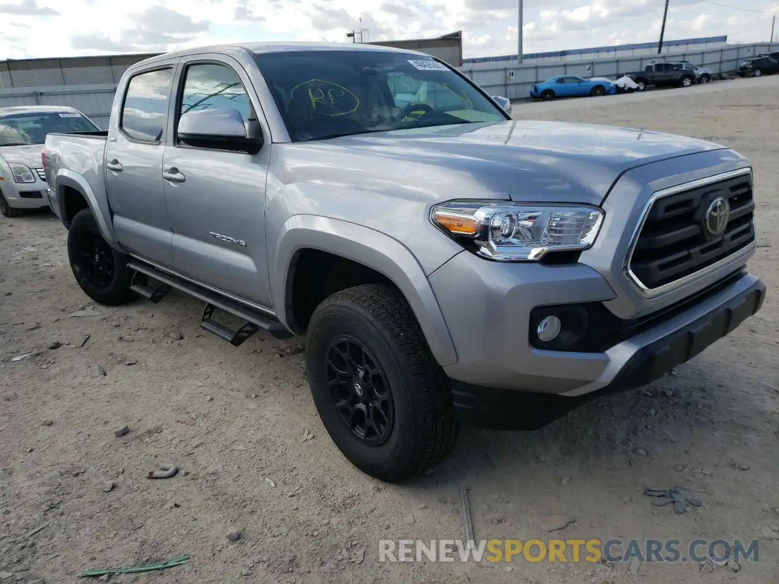 1 Photograph of a damaged car 3TMCZ5AN0KM286846 TOYOTA TACOMA 2019