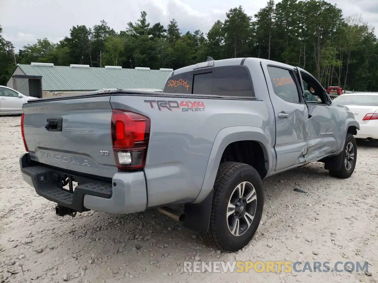 4 Photograph of a damaged car 3TMCZ5AN0KM287480 TOYOTA TACOMA 2019