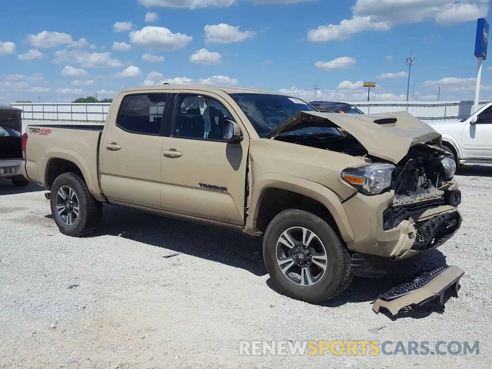 1 Photograph of a damaged car 3TMCZ5AN0KM287964 TOYOTA TACOMA 2019