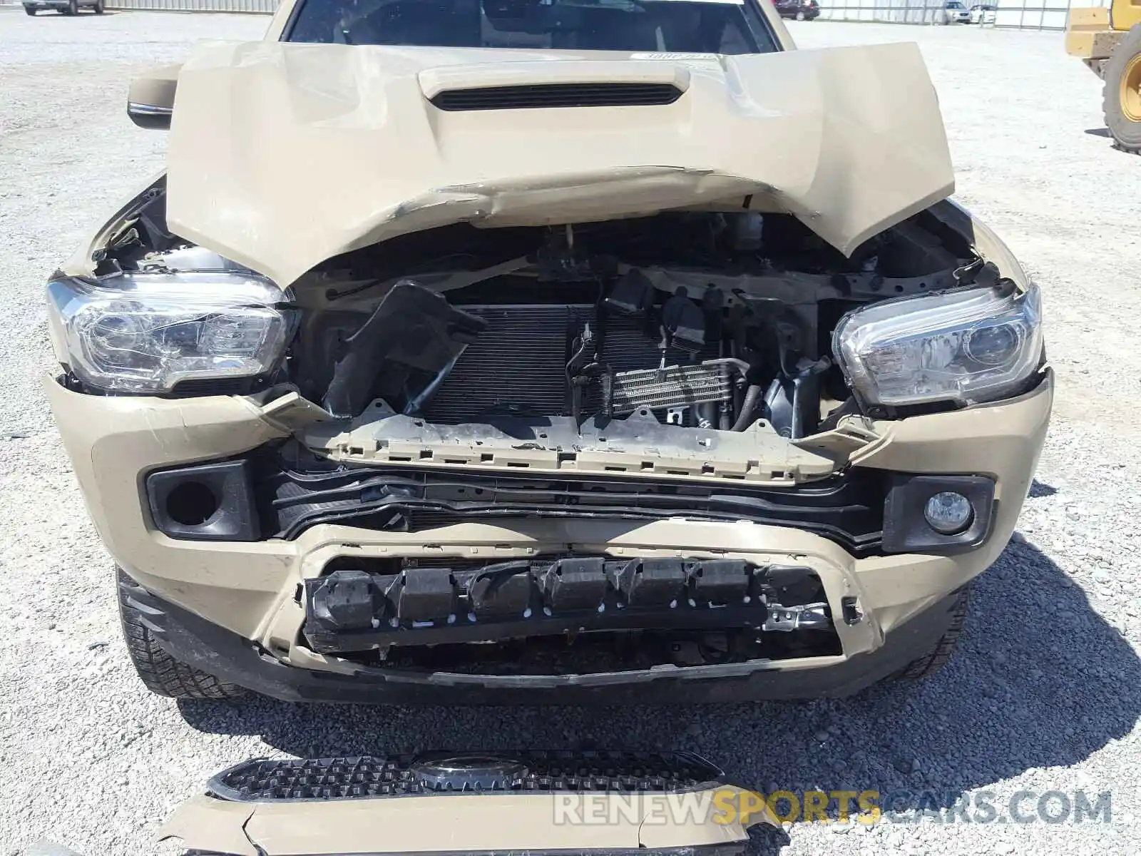 9 Photograph of a damaged car 3TMCZ5AN0KM287964 TOYOTA TACOMA 2019