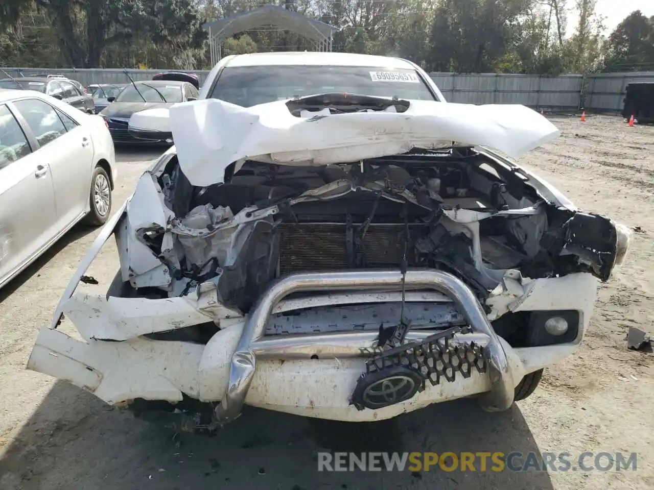 9 Photograph of a damaged car 3TMCZ5AN1KM191017 TOYOTA TACOMA 2019