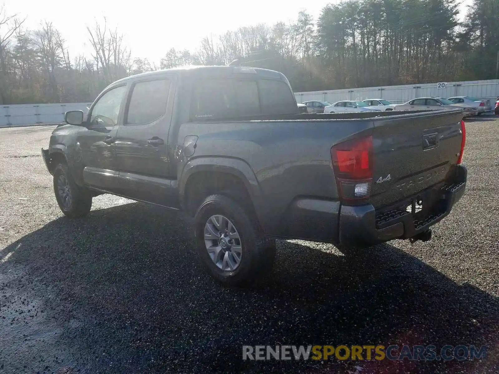 3 Photograph of a damaged car 3TMCZ5AN1KM195813 TOYOTA TACOMA 2019