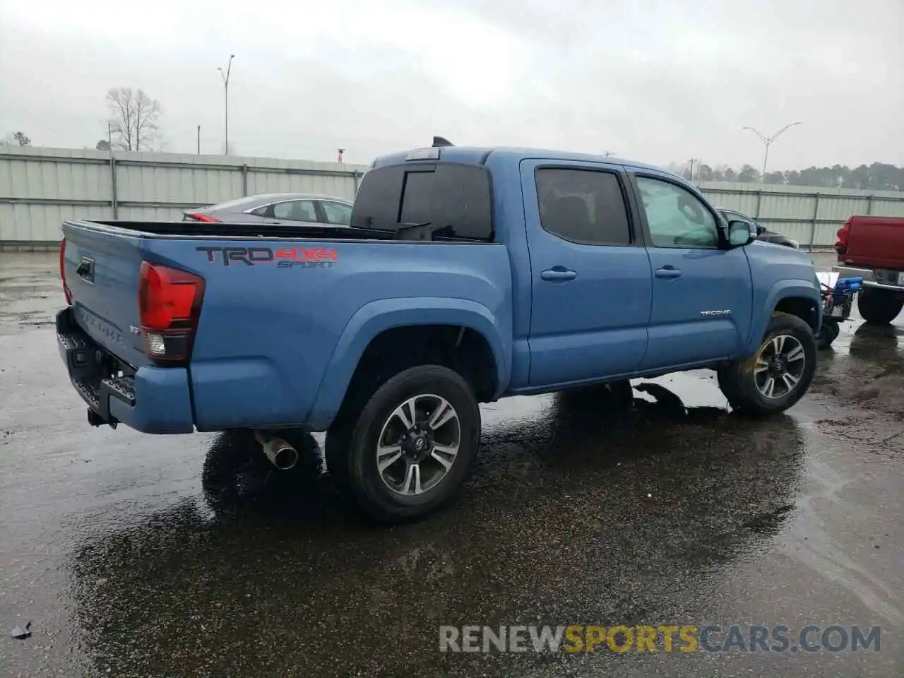 3 Photograph of a damaged car 3TMCZ5AN1KM198839 TOYOTA TACOMA 2019