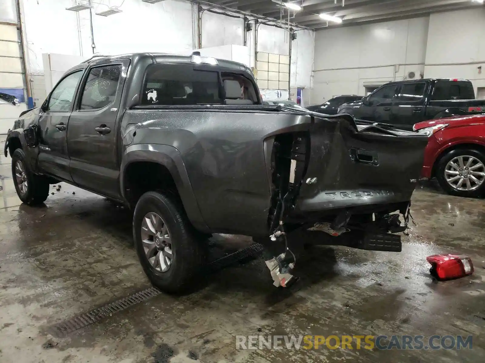 3 Photograph of a damaged car 3TMCZ5AN1KM202369 TOYOTA TACOMA 2019