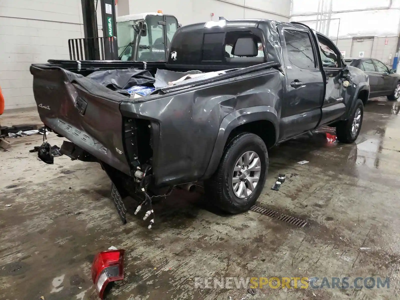 4 Photograph of a damaged car 3TMCZ5AN1KM202369 TOYOTA TACOMA 2019