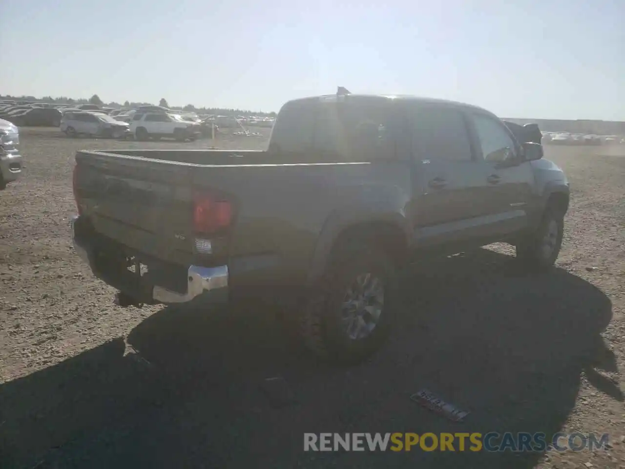 4 Photograph of a damaged car 3TMCZ5AN1KM204865 TOYOTA TACOMA 2019