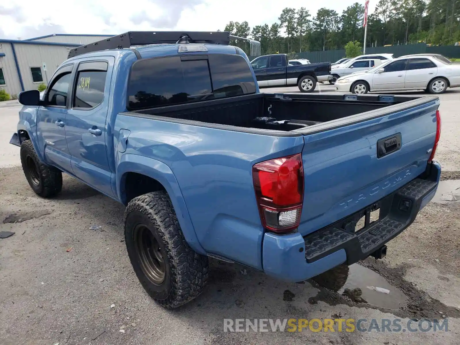 3 Photograph of a damaged car 3TMCZ5AN1KM208964 TOYOTA TACOMA 2019