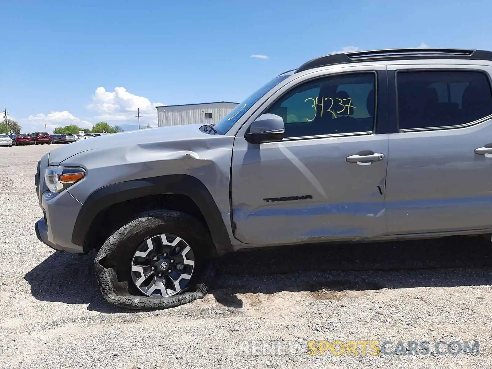 9 Photograph of a damaged car 3TMCZ5AN1KM209225 TOYOTA TACOMA 2019