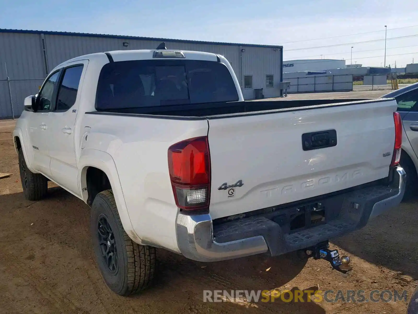 3 Photograph of a damaged car 3TMCZ5AN1KM211122 TOYOTA TACOMA 2019