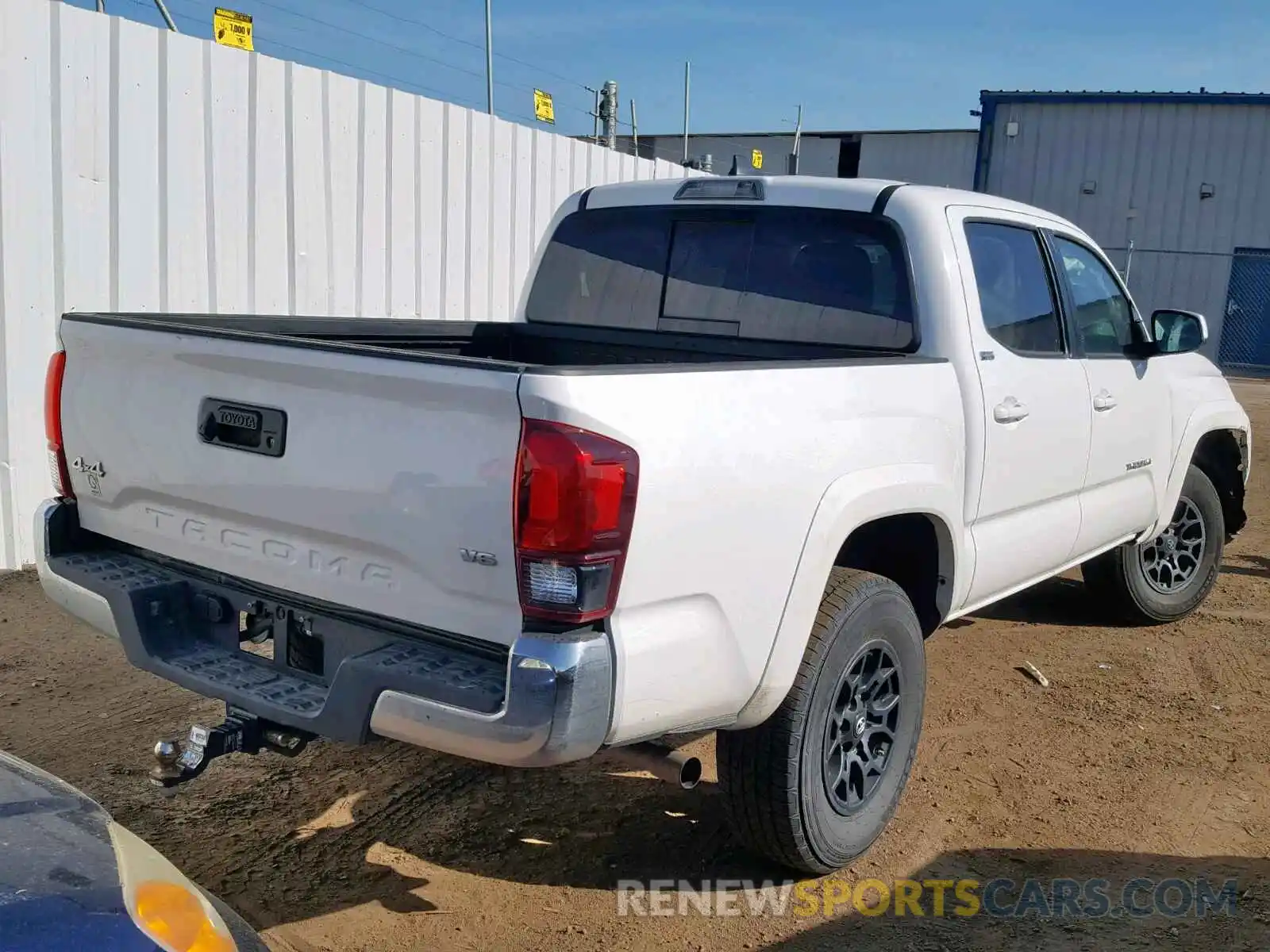 4 Photograph of a damaged car 3TMCZ5AN1KM211122 TOYOTA TACOMA 2019