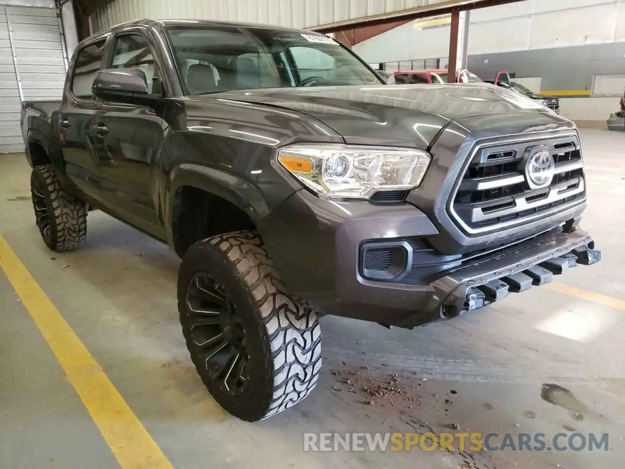 1 Photograph of a damaged car 3TMCZ5AN1KM211606 TOYOTA TACOMA 2019