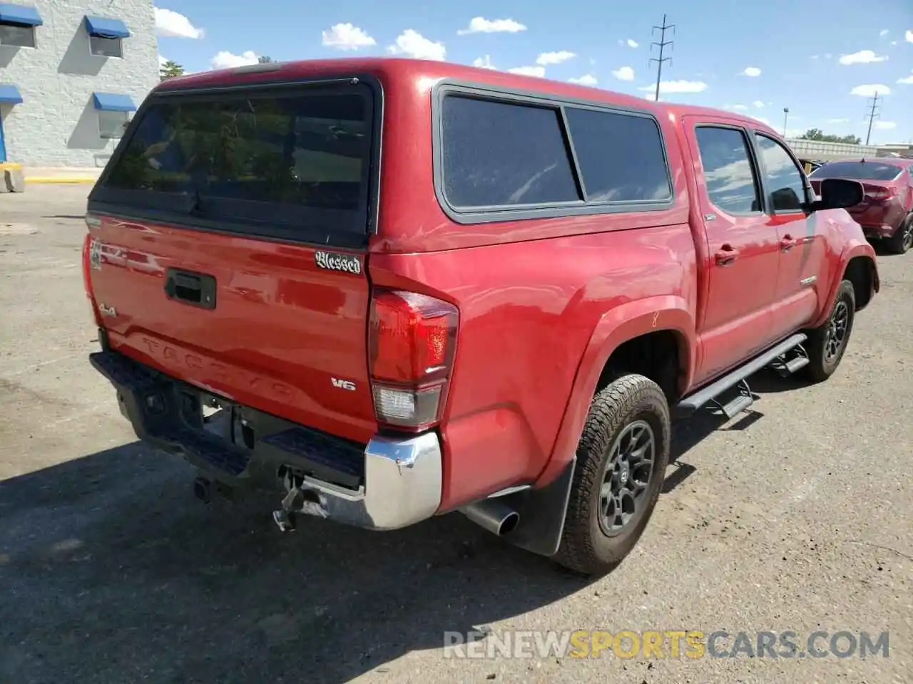 4 Фотография поврежденного автомобиля 3TMCZ5AN1KM215140 TOYOTA TACOMA 2019