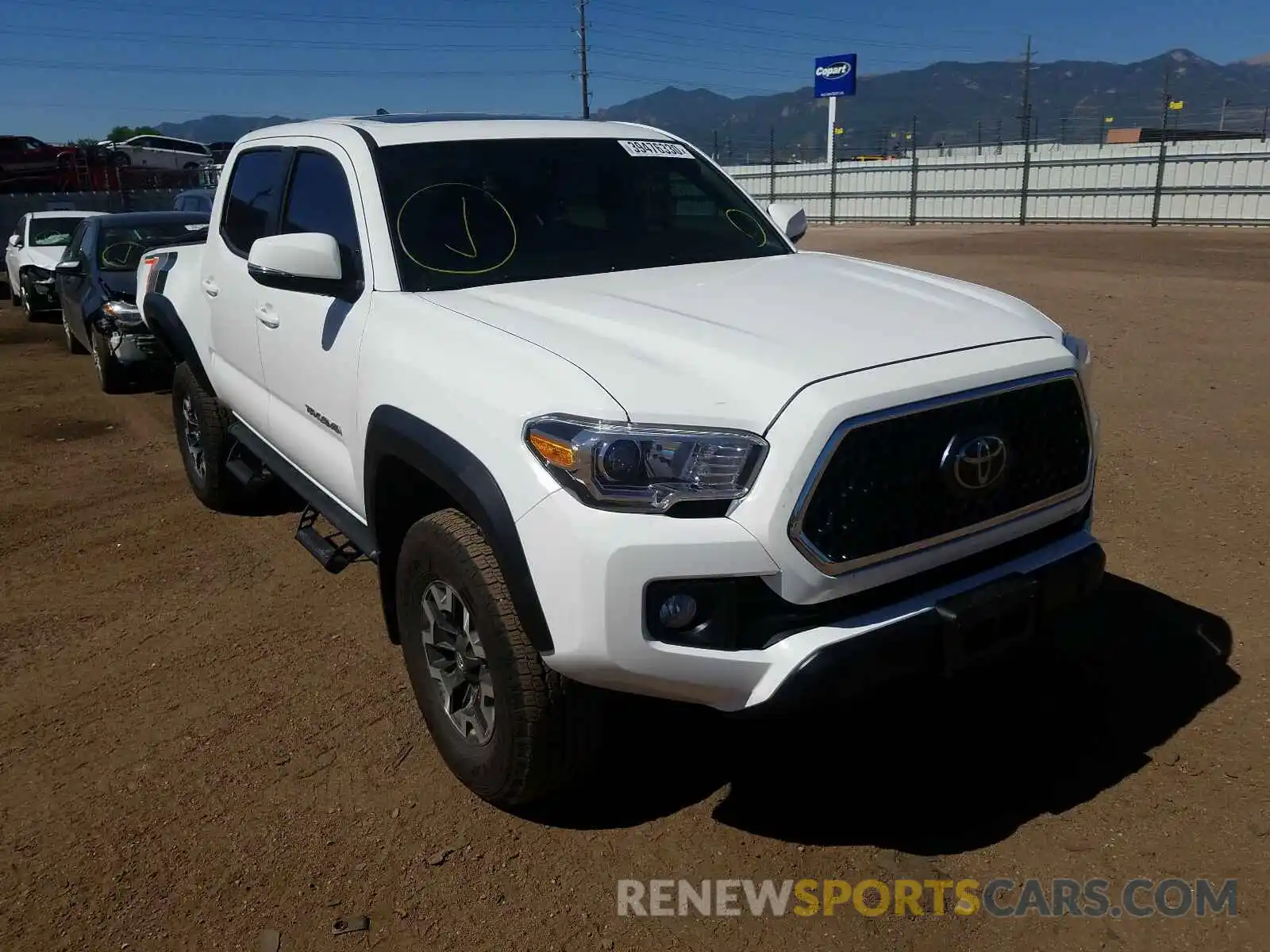 1 Photograph of a damaged car 3TMCZ5AN1KM219334 TOYOTA TACOMA 2019