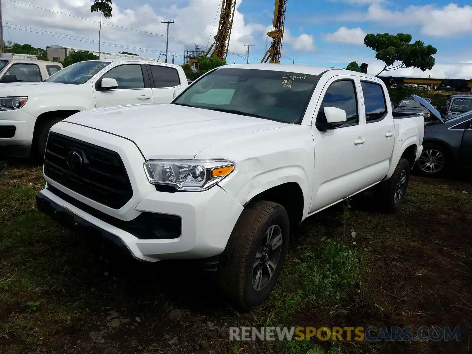 2 Photograph of a damaged car 3TMCZ5AN1KM220015 TOYOTA TACOMA 2019