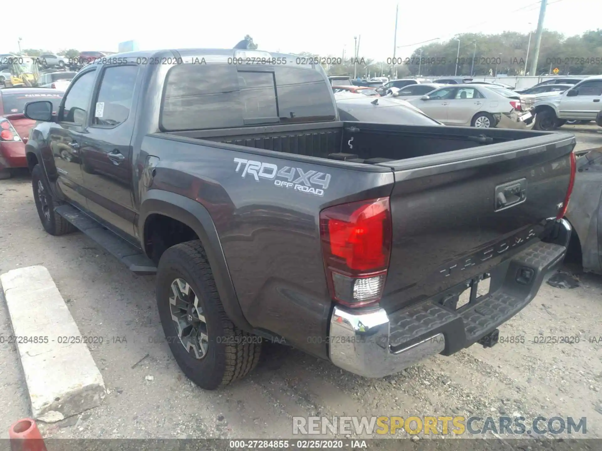 3 Photograph of a damaged car 3TMCZ5AN1KM220502 TOYOTA TACOMA 2019