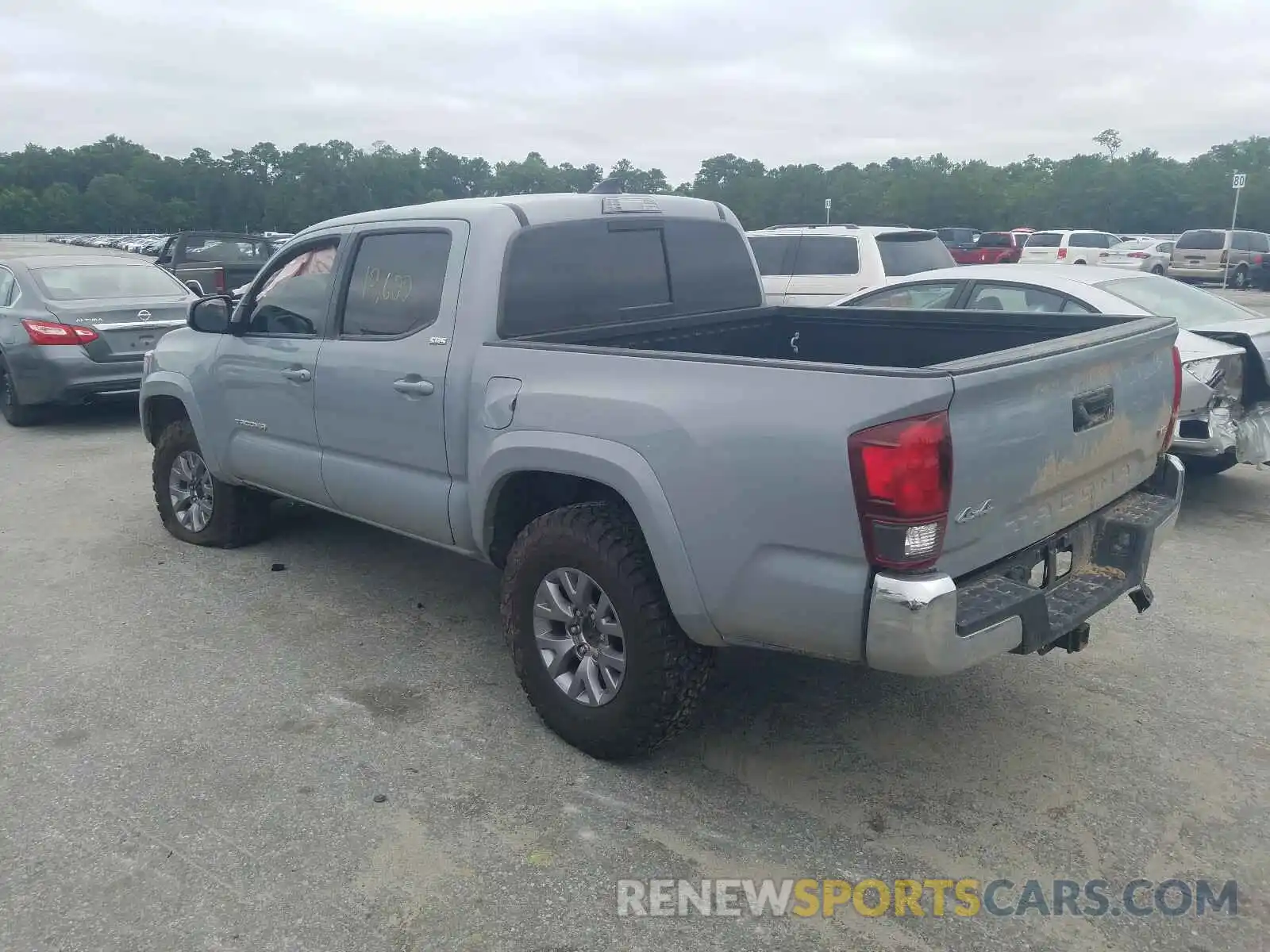 3 Photograph of a damaged car 3TMCZ5AN1KM223626 TOYOTA TACOMA 2019