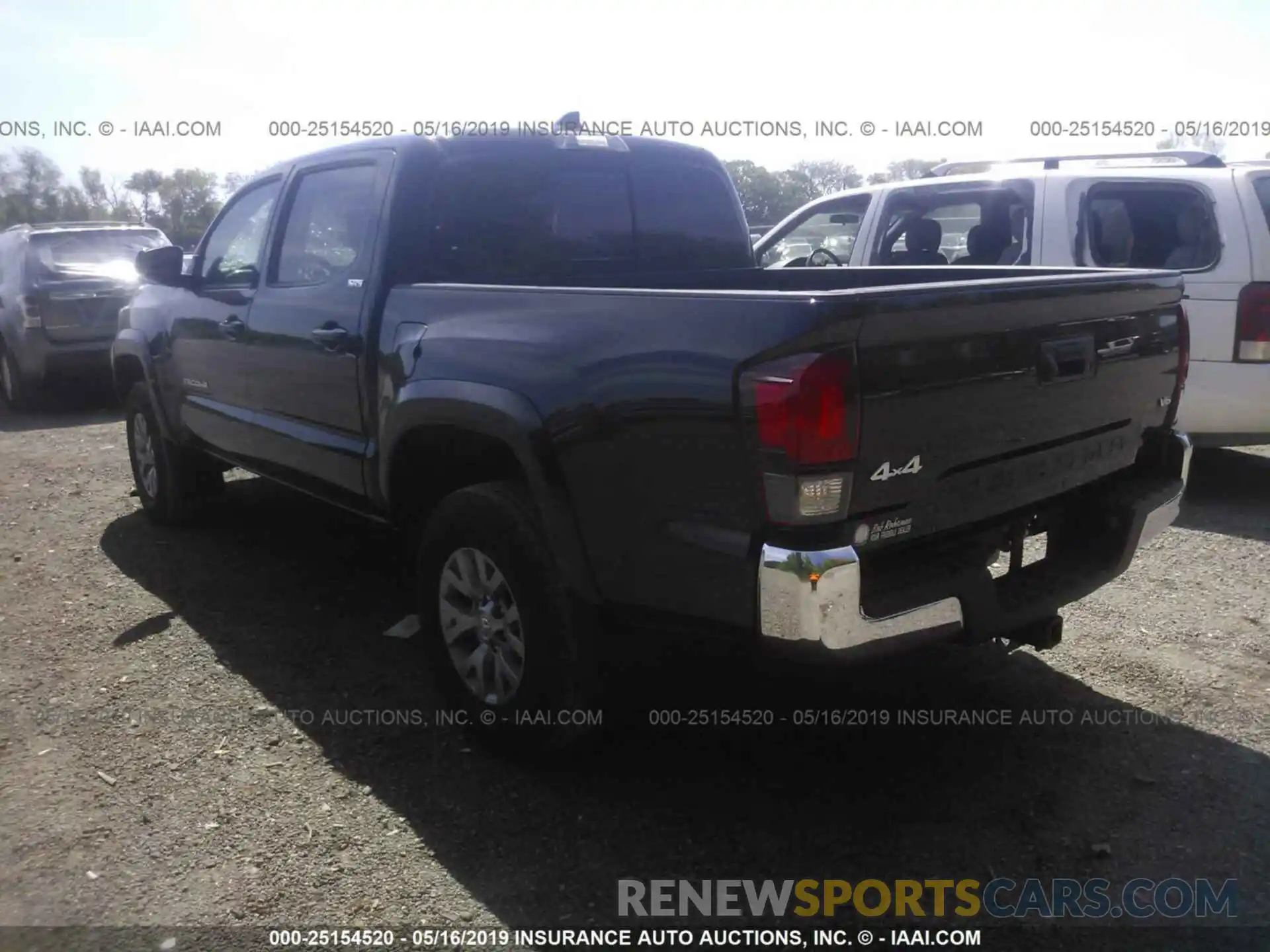 3 Фотография поврежденного автомобиля 3TMCZ5AN1KM224842 TOYOTA TACOMA 2019