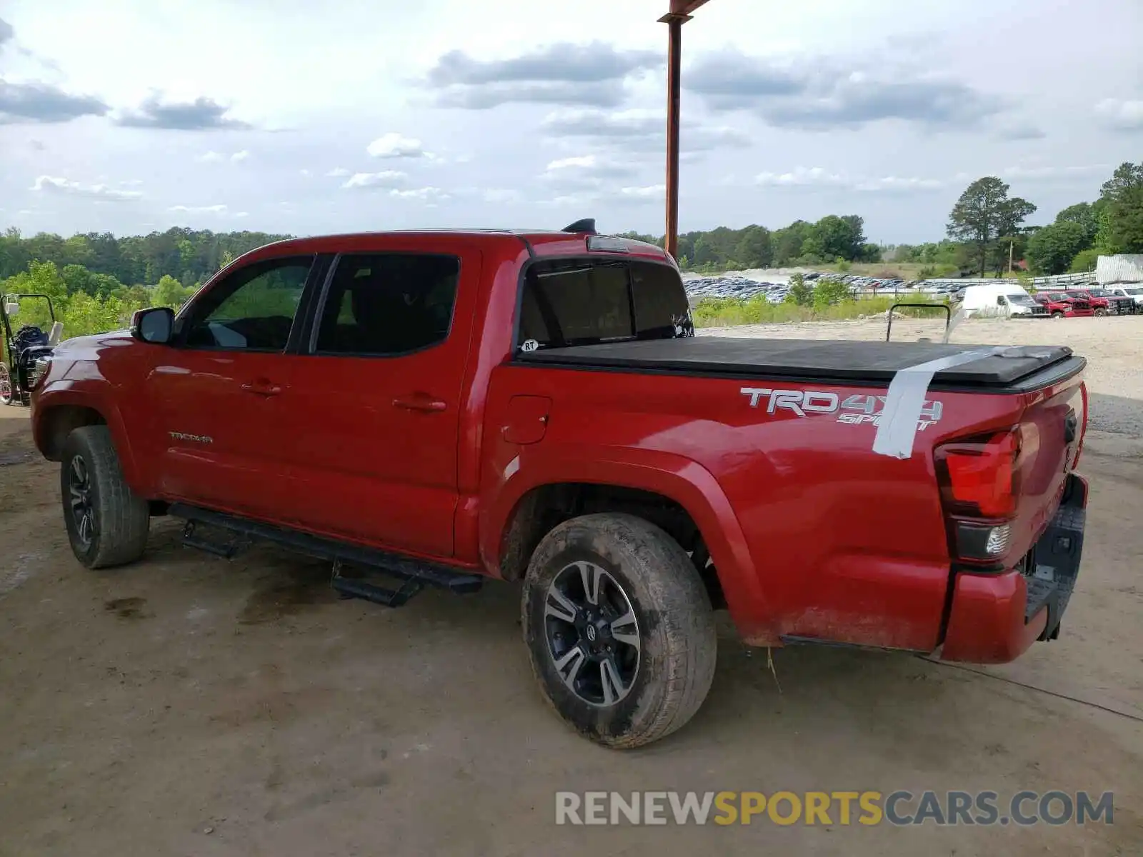 3 Photograph of a damaged car 3TMCZ5AN1KM226512 TOYOTA TACOMA 2019