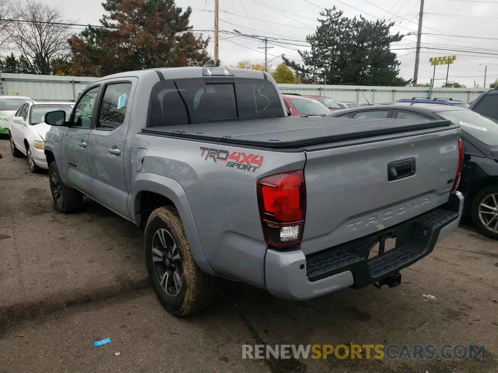 3 Photograph of a damaged car 3TMCZ5AN1KM230950 TOYOTA TACOMA 2019