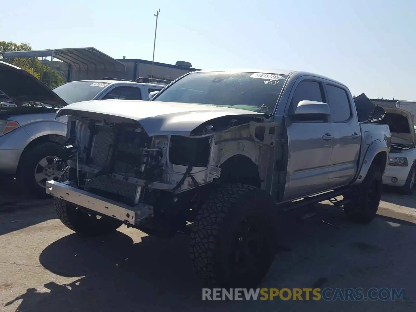 2 Фотография поврежденного автомобиля 3TMCZ5AN1KM235758 TOYOTA TACOMA 2019