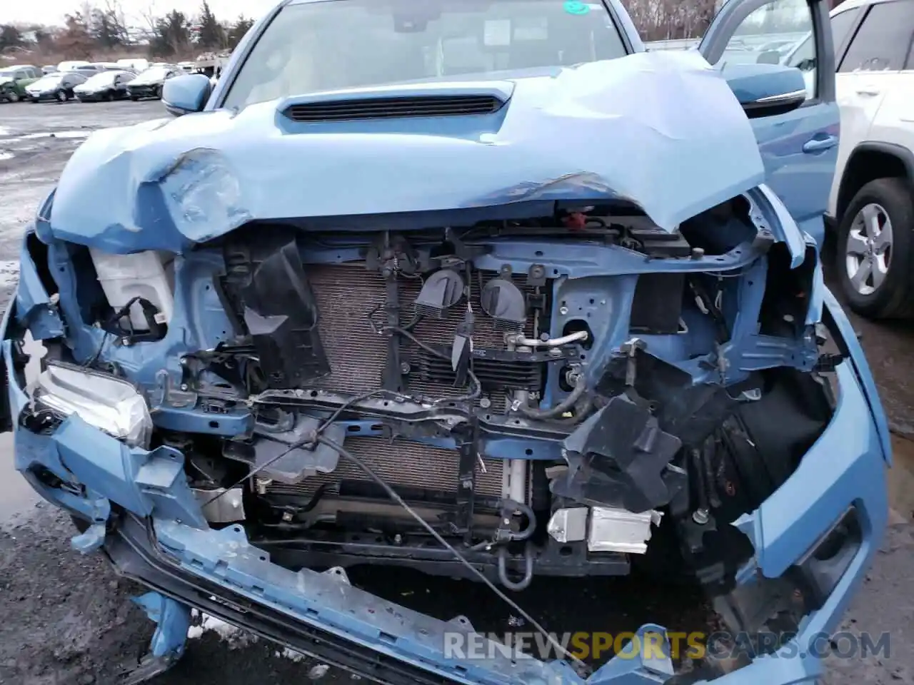 7 Photograph of a damaged car 3TMCZ5AN1KM236666 TOYOTA TACOMA 2019