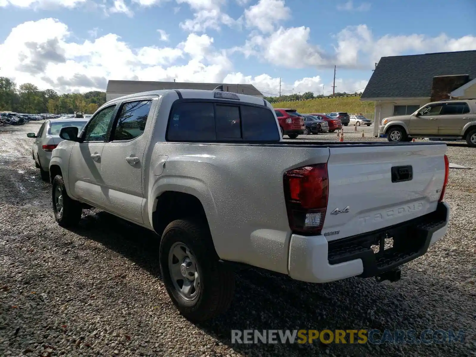 3 Photograph of a damaged car 3TMCZ5AN1KM237493 TOYOTA TACOMA 2019