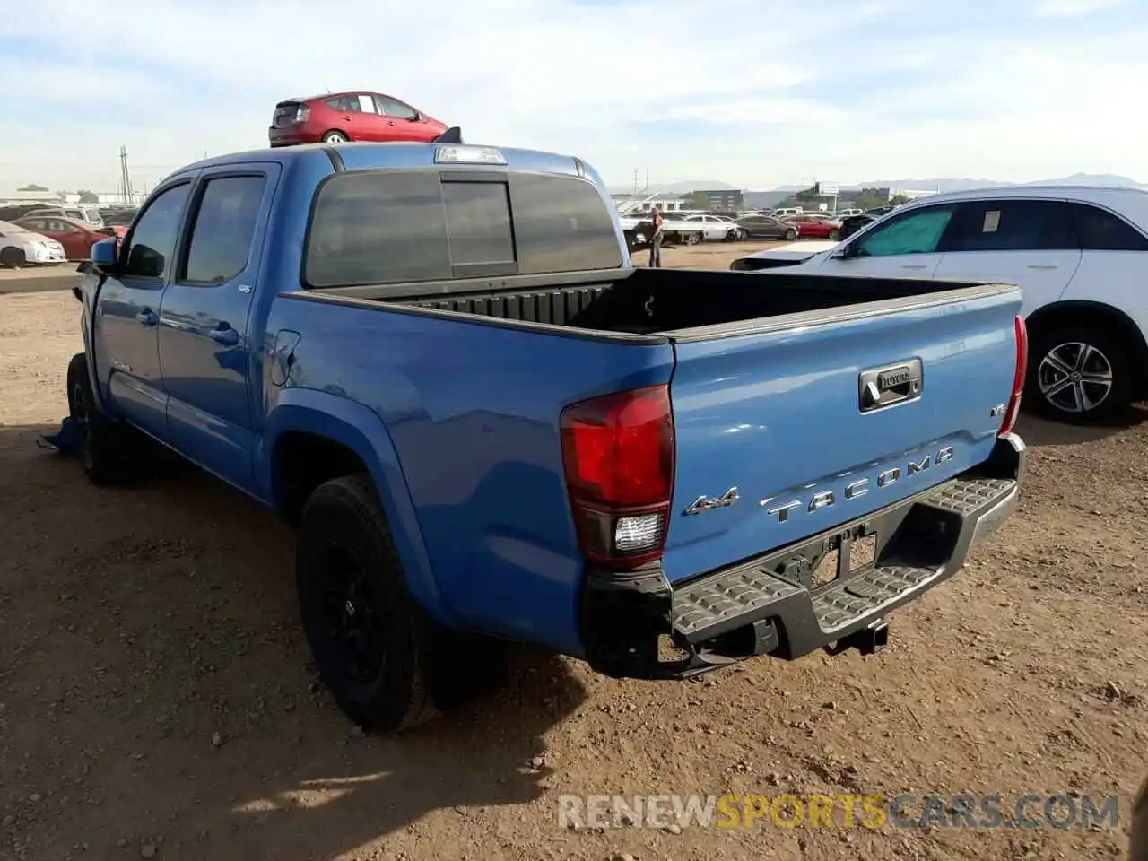 3 Photograph of a damaged car 3TMCZ5AN1KM237820 TOYOTA TACOMA 2019