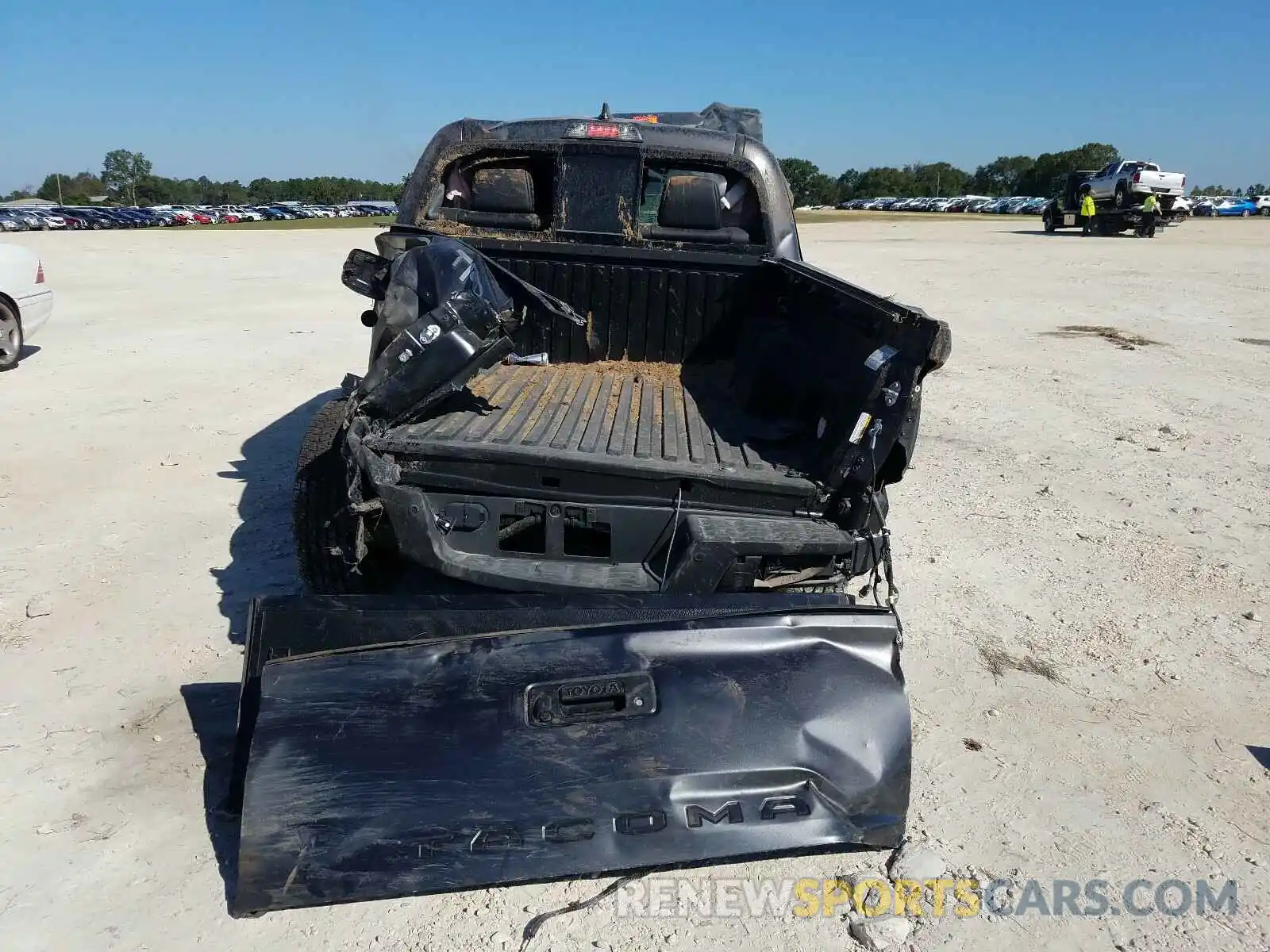 9 Photograph of a damaged car 3TMCZ5AN1KM237865 TOYOTA TACOMA 2019