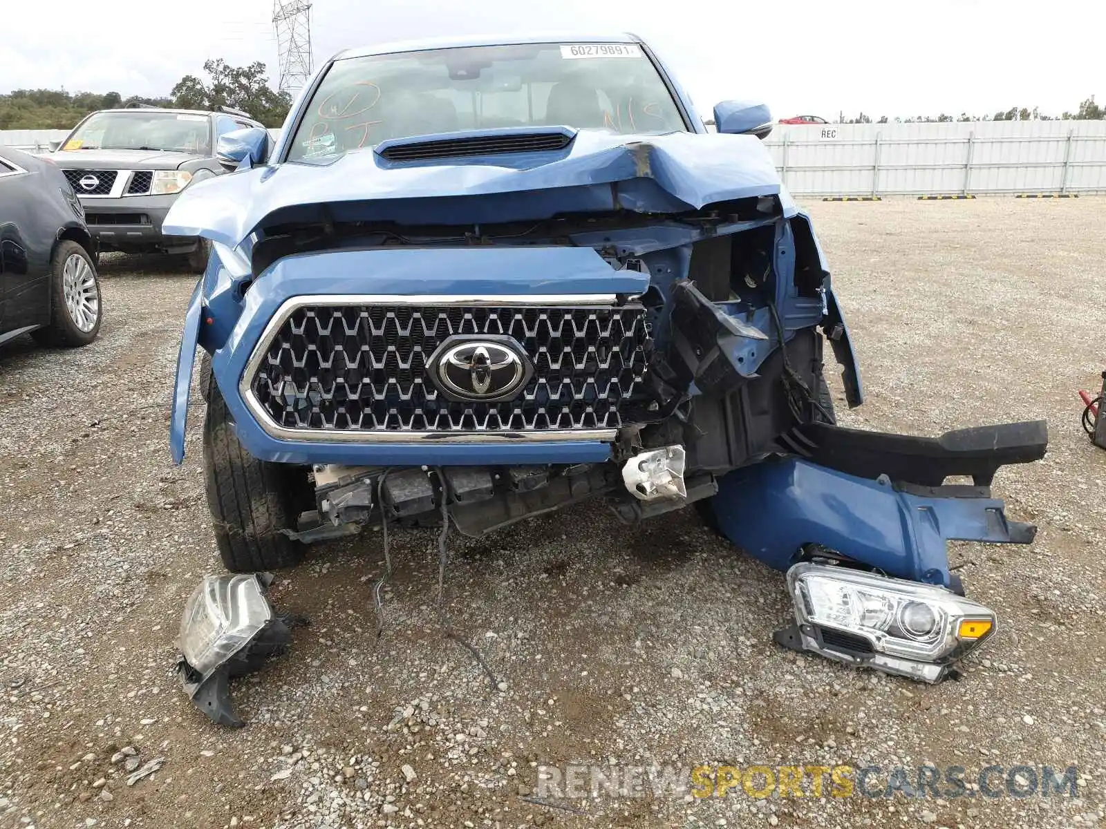 9 Photograph of a damaged car 3TMCZ5AN1KM240877 TOYOTA TACOMA 2019