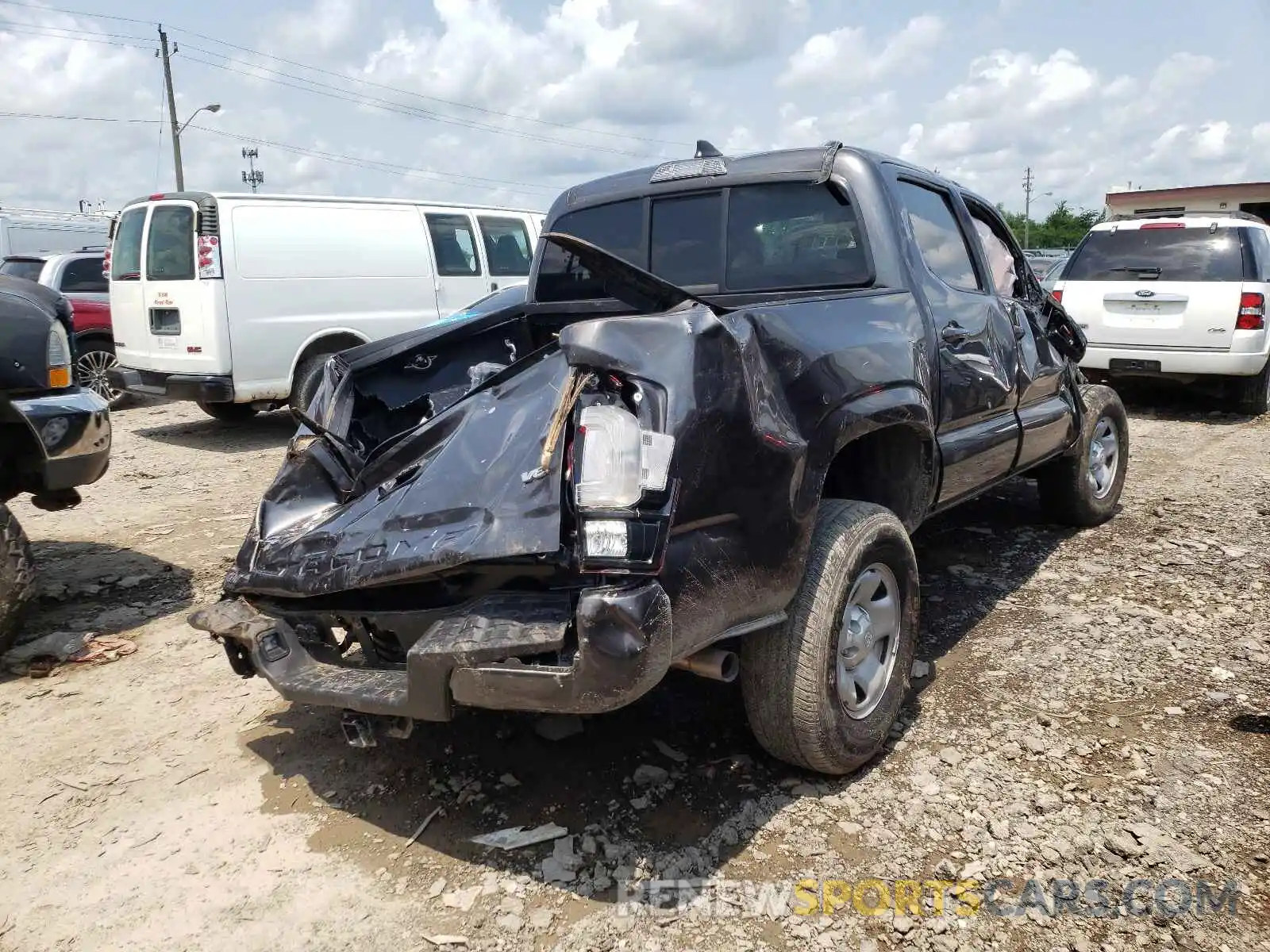 4 Photograph of a damaged car 3TMCZ5AN1KM241494 TOYOTA TACOMA 2019