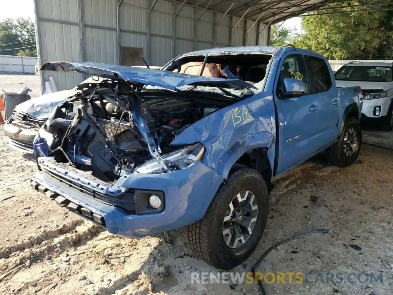 2 Photograph of a damaged car 3TMCZ5AN1KM242189 TOYOTA TACOMA 2019