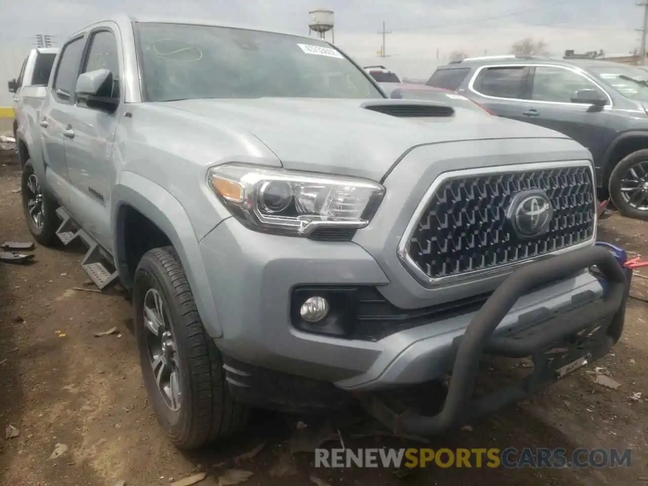 1 Photograph of a damaged car 3TMCZ5AN1KM242791 TOYOTA TACOMA 2019