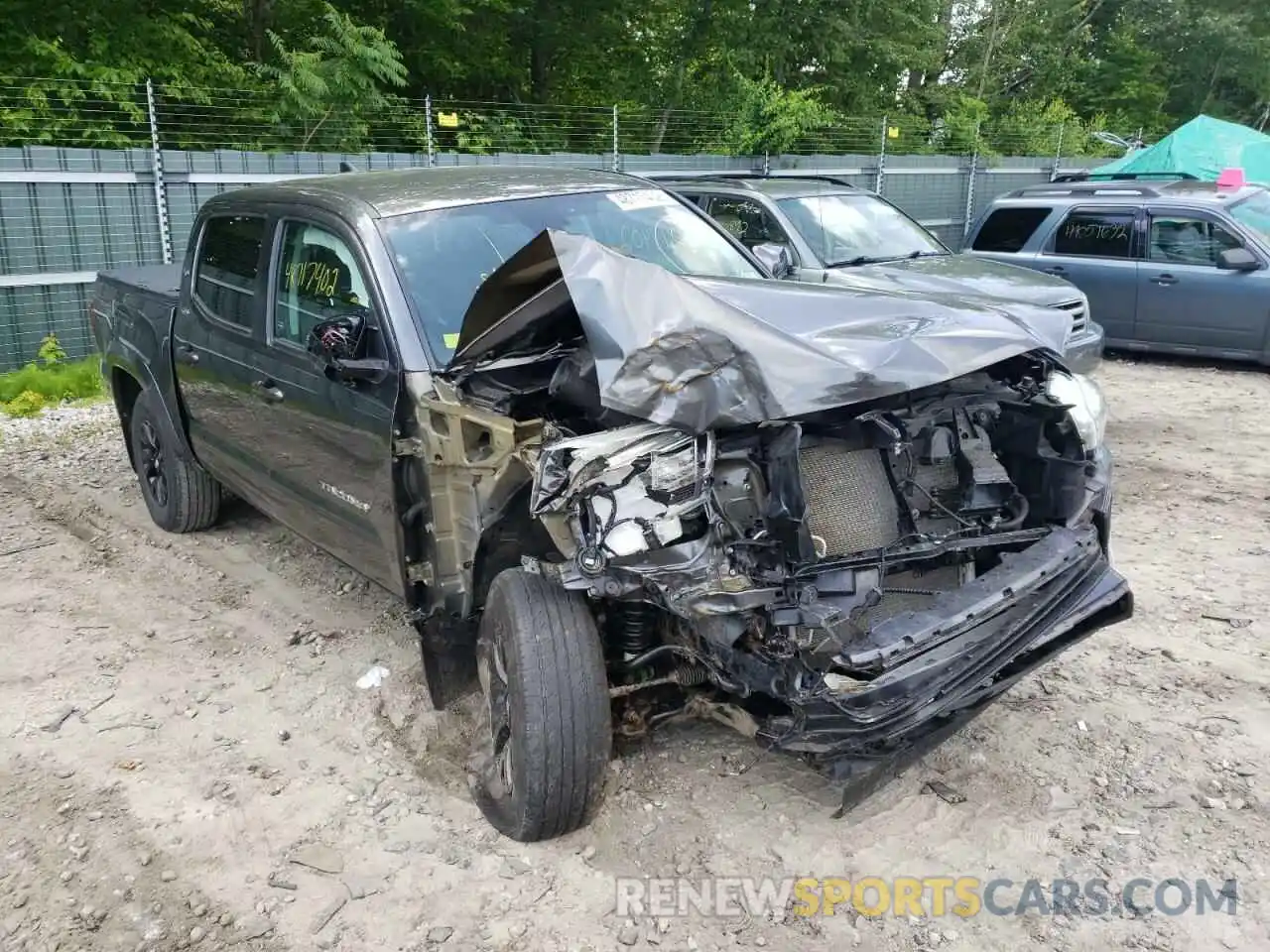 1 Photograph of a damaged car 3TMCZ5AN1KM243178 TOYOTA TACOMA 2019