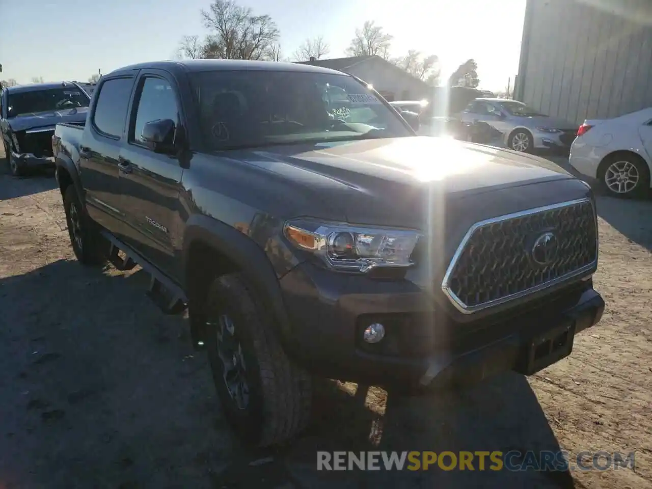 1 Photograph of a damaged car 3TMCZ5AN1KM243293 TOYOTA TACOMA 2019