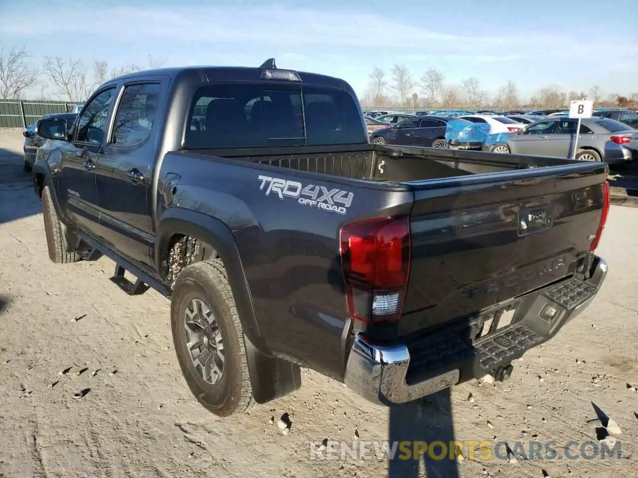 3 Photograph of a damaged car 3TMCZ5AN1KM243293 TOYOTA TACOMA 2019