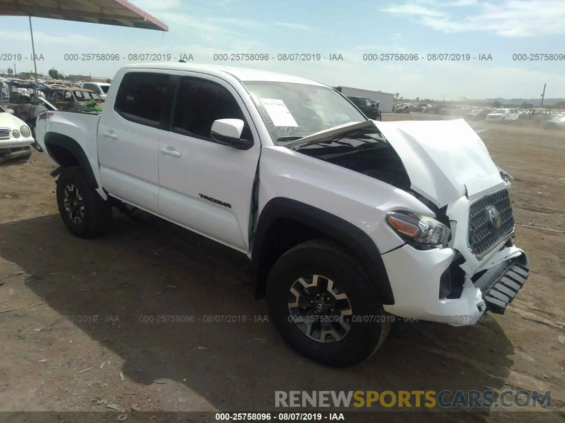 1 Photograph of a damaged car 3TMCZ5AN1KM243763 TOYOTA TACOMA 2019