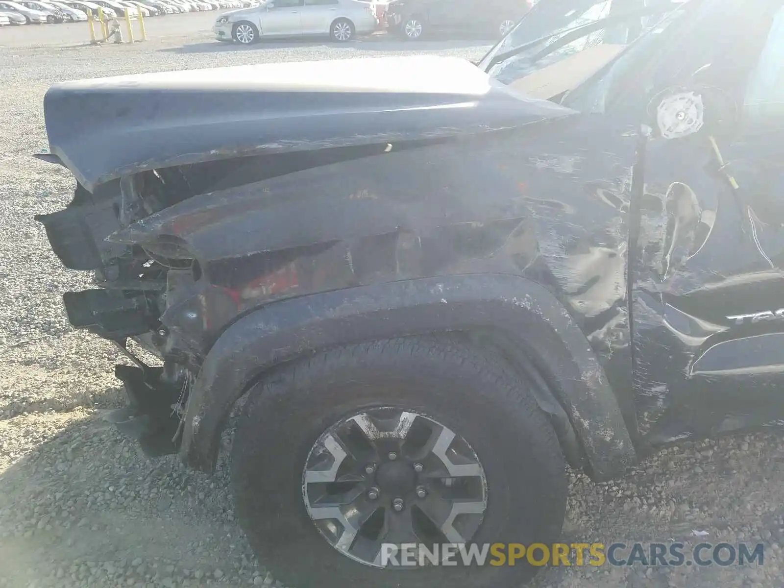 9 Photograph of a damaged car 3TMCZ5AN1KM247098 TOYOTA TACOMA 2019