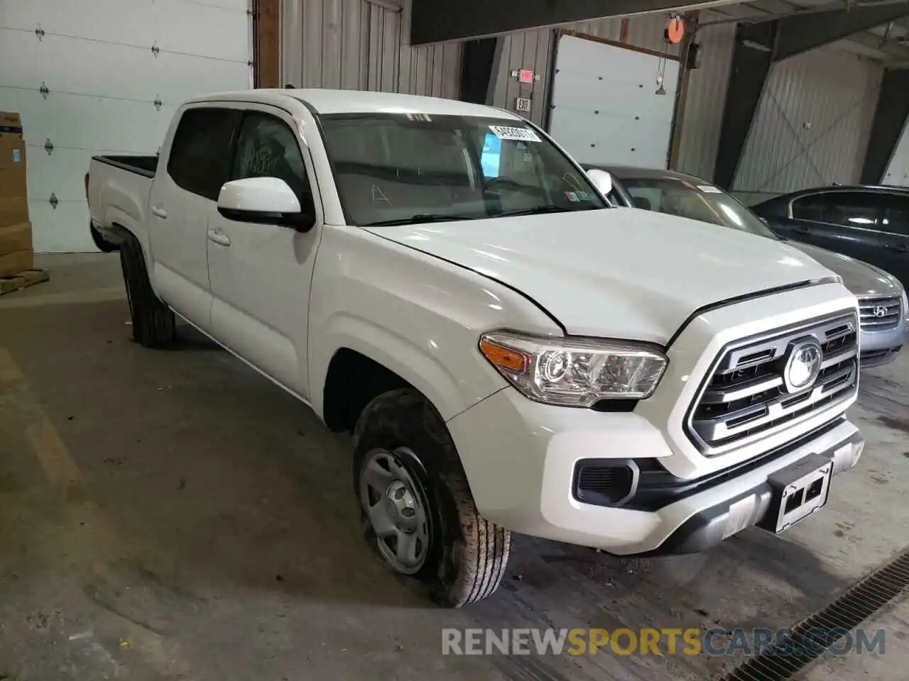 1 Photograph of a damaged car 3TMCZ5AN1KM249286 TOYOTA TACOMA 2019