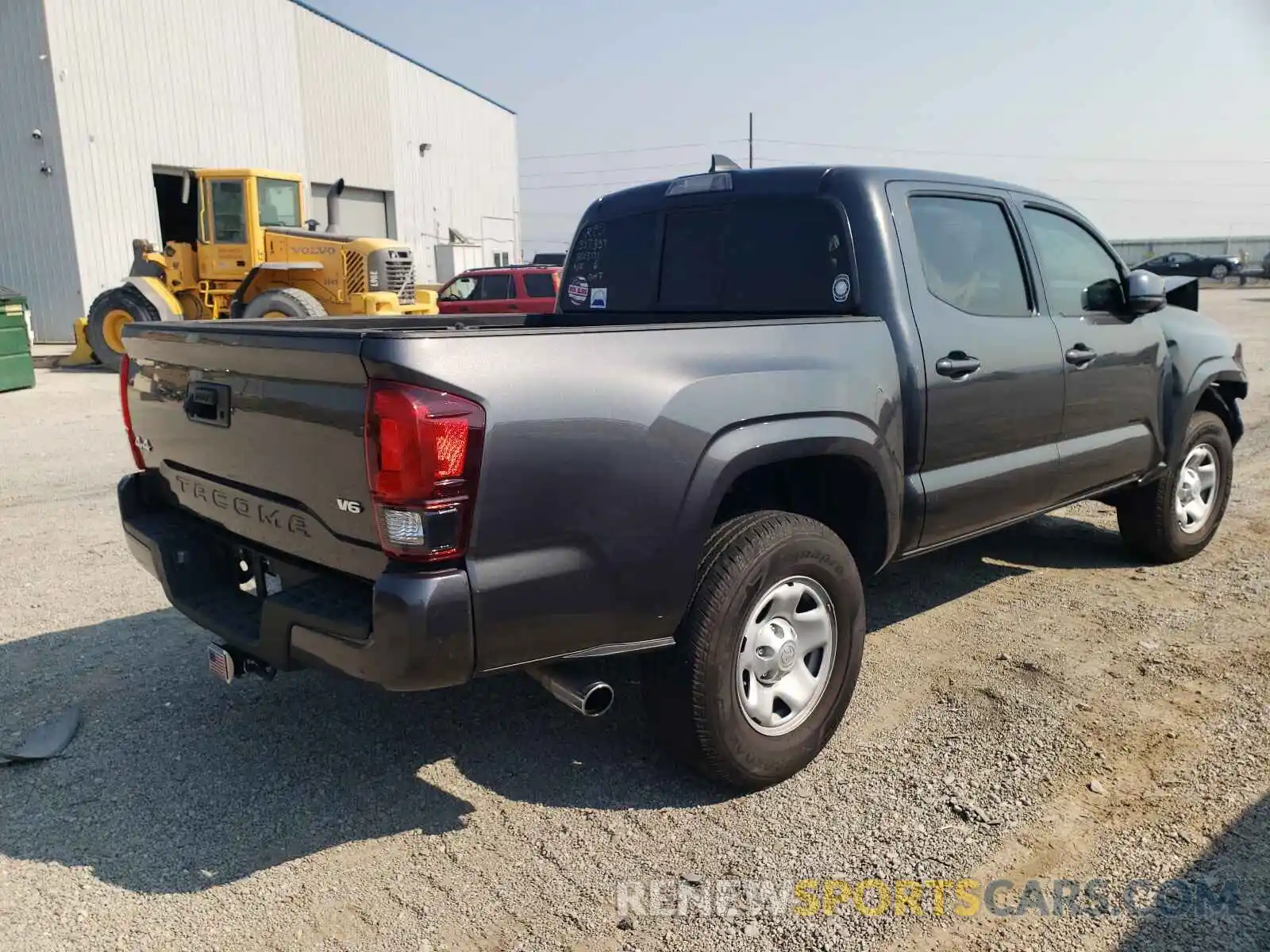 4 Photograph of a damaged car 3TMCZ5AN1KM250325 TOYOTA TACOMA 2019