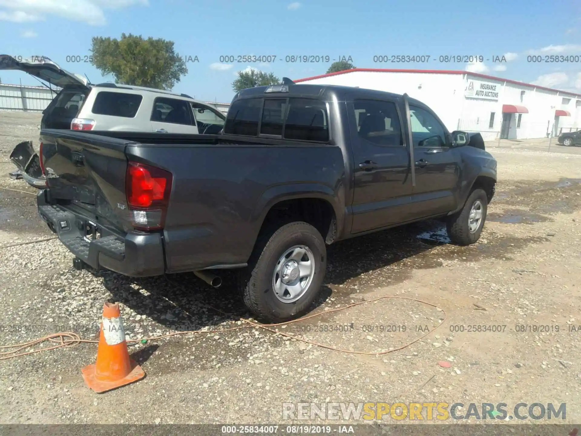 4 Photograph of a damaged car 3TMCZ5AN1KM253001 TOYOTA TACOMA 2019