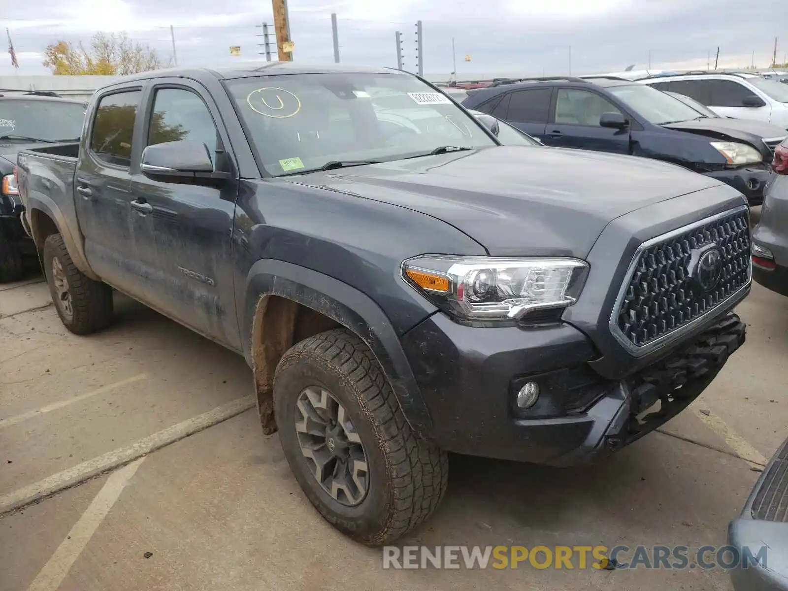 1 Фотография поврежденного автомобиля 3TMCZ5AN1KM256111 TOYOTA TACOMA 2019