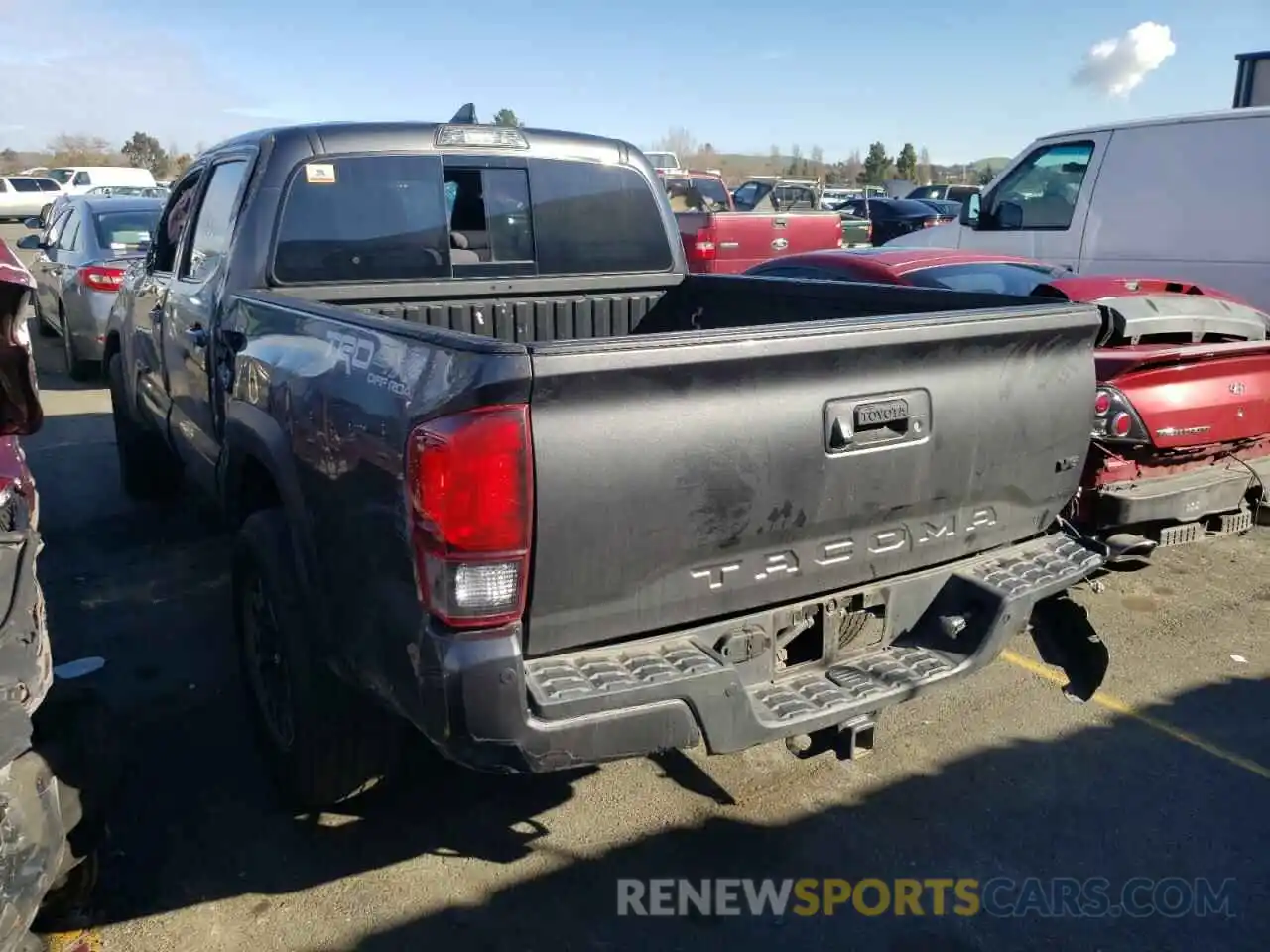 3 Photograph of a damaged car 3TMCZ5AN1KM256979 TOYOTA TACOMA 2019