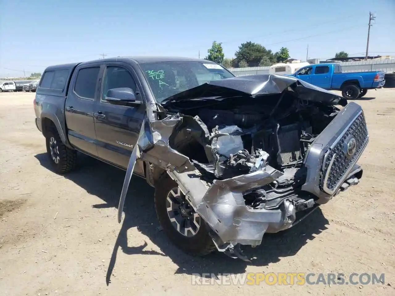 1 Photograph of a damaged car 3TMCZ5AN1KM259672 TOYOTA TACOMA 2019