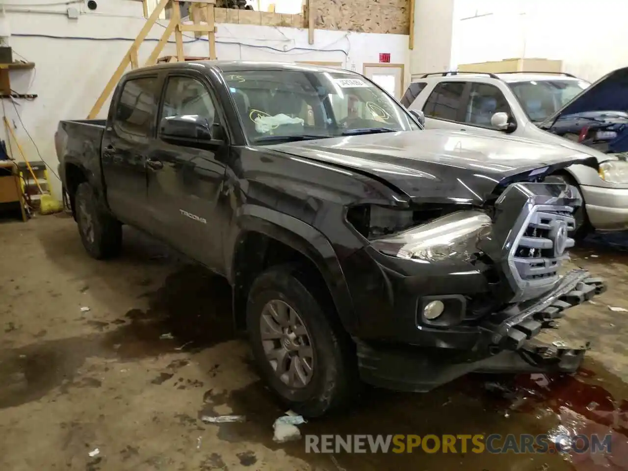 1 Photograph of a damaged car 3TMCZ5AN1KM260854 TOYOTA TACOMA 2019